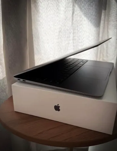 MacBook Air M1 2020