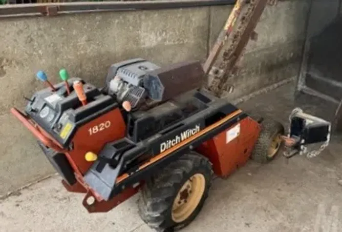 VALETADEIRA DITCH WITCH MODELO 18/20 