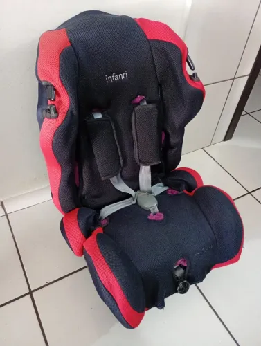 Caderinha para carro com cinto 