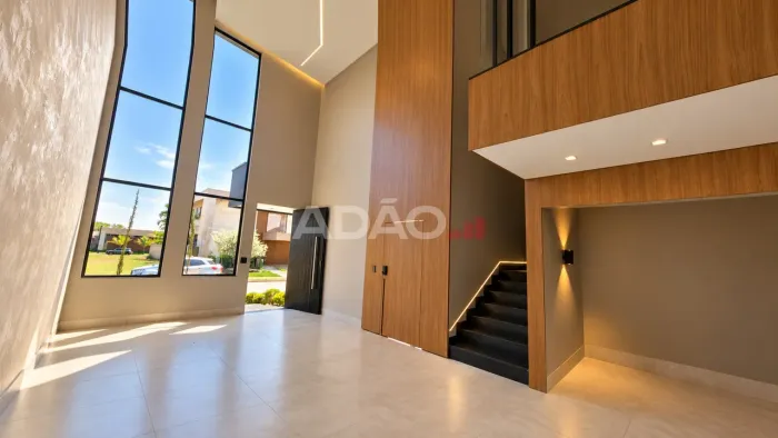 Sobrado no Jardins França | 283m² | 4 Suítes | Goiânia | Piscina e Suíte Térrea