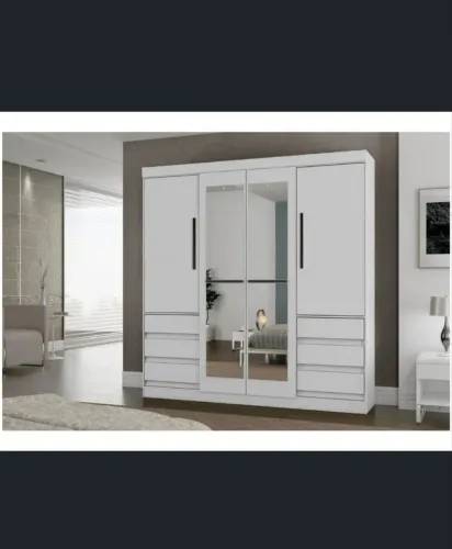 Guarda roupa casal com espelho
