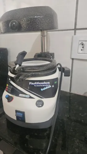 Plastificadora a vacuo.
