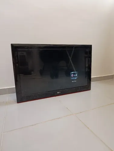 TV LED LG 32" Cinema 3D (mod. 32LM3400)