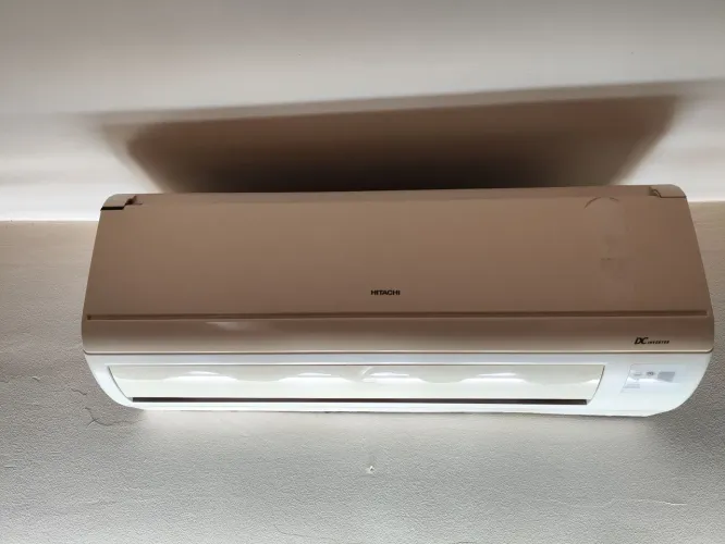 Ar condicionado inverter Hitachi 9000 btus *LEIA O ANÚNCIO*