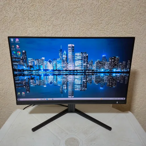 Monitor Gamer Philips EVNIA 180Hz 0,5Ms 23,8" (Polegadas)