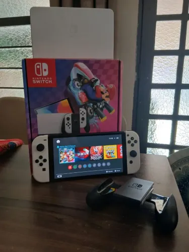Nintendo Switch OLED 64gb Branco Usado Poucas vezes