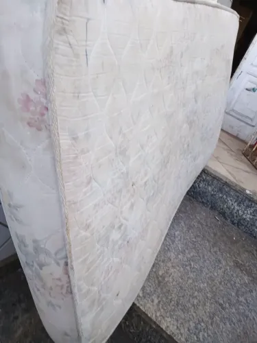 3 colchão de solteiro e uma espuma colchão casal entrega