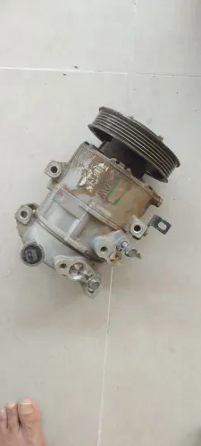 Vendo um motor do ar condicionado