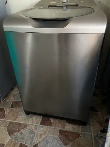 Máquina de lavar roupas Brastemp inox