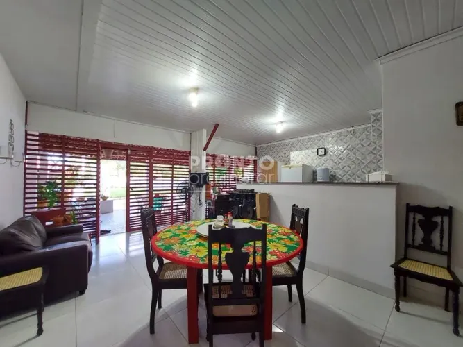 Casa com 7 quartos em Paiva