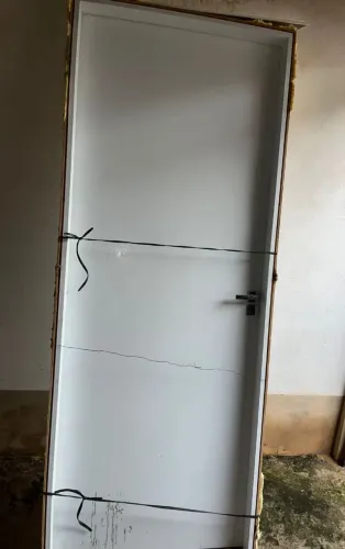 Porta pronta marca pomarade