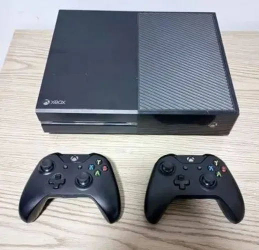 Vendo Xbox One 500GB + 2 controles
