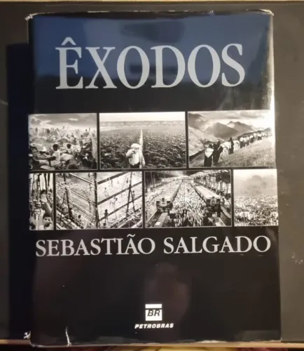 LIVRO ÊXODOS - SEBASTIÃO SALGADO (1ª EDIÇÃO - 2000)
