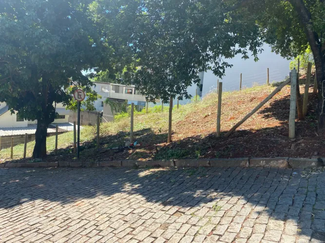 Vendo lote atrás do Atalanta