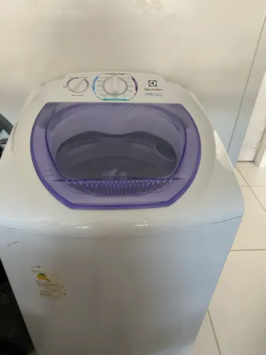 Máquina de lavar Electrolux com capacidade de 8 kg