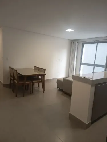 Apartamento 2 qtos, 2 banheiros ( sendo um suíte) Funcionários