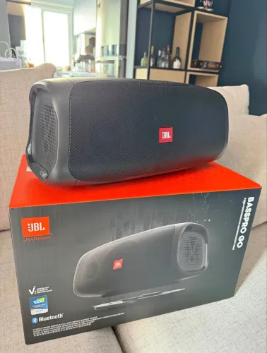 JBL Bass Pro GO