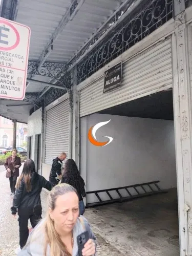 Aluguel de loja com 120m2 + jiral no Centro!?