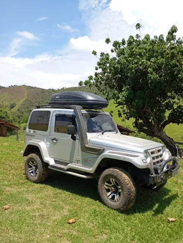 Troller T-4 4X4 3.0 TB Int. Cap. Rígida Diesel 2010