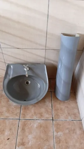 Pia pra banheiro