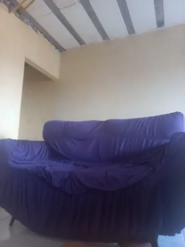 2 Sofas semi novo com 2 anos de uso
