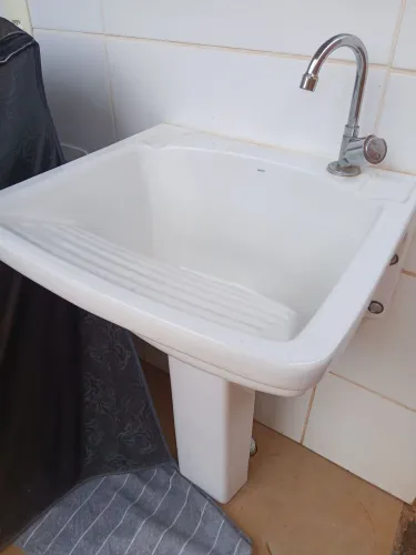 Tanque Porcelana Branco