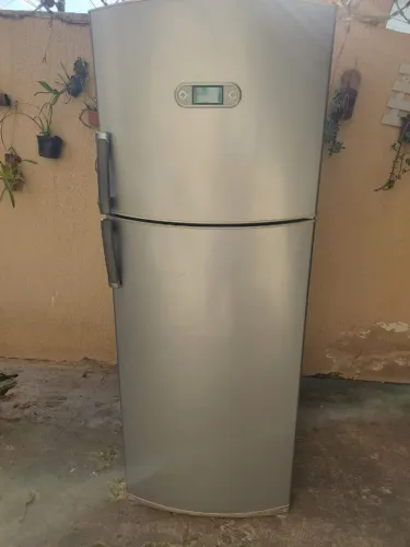 Geladeira Frost Free em Excelente Estado