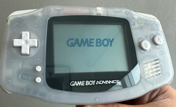 GAME BOY ADVANCE GLACIER ORIGINAL - IMPECÁVEL + EMERALD E FIRERED REPRO SALVANDO