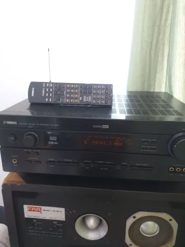 RECEIVER YAMAHA RX-V440