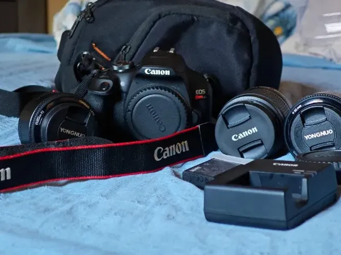 CANON EOS REBEL T7