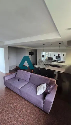 Alugo apartamento com duas suítes em Batista Campos - Ed Lourenço Monteiro Lopes