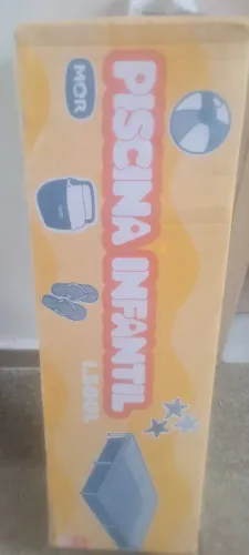 Piscina nunca usada. 