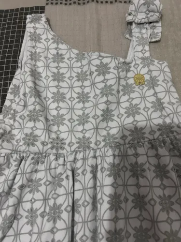 Vestido menina tamanho 8