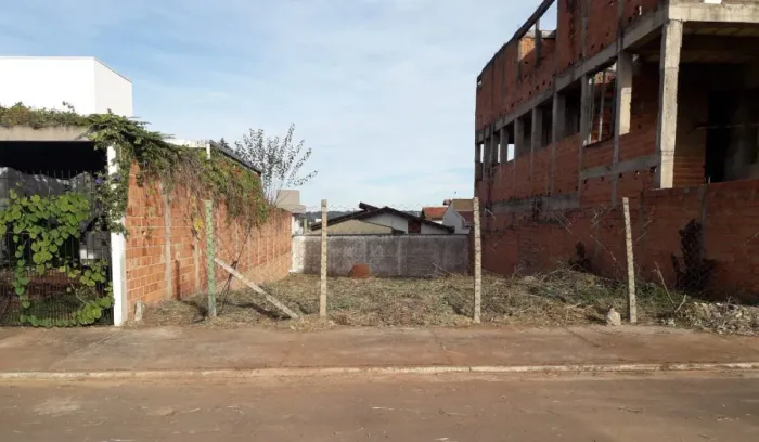 TERRENO NO VITÓRIA RÓPOLE