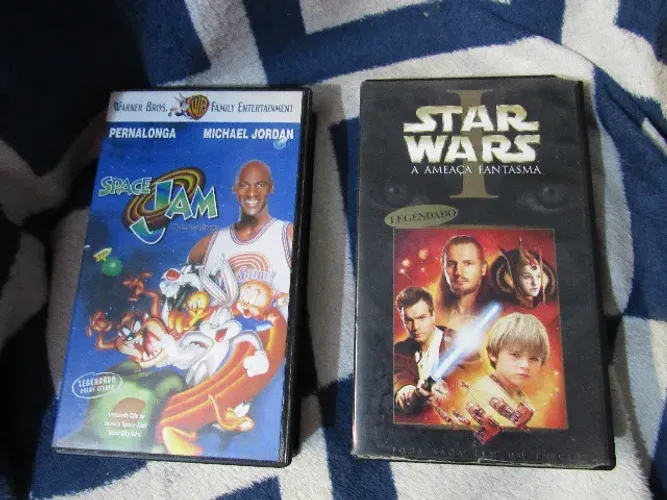 Fita VHS Star Wars 1 e Space Jam