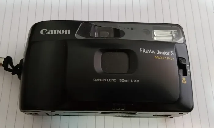 Câmera analógica Canon Prima Junior S Macro