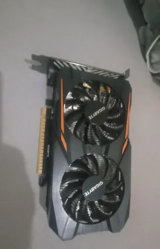 Vendo Ou Troco GTX 1050Ti + 2 Pentes de 8GB DDR3
