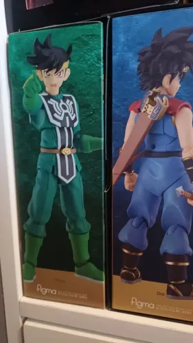 Daí e Pop Dragon Quest Figma