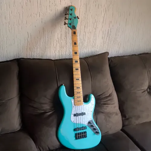 Baixo 5 Cordas Luthier Ativo/Passivo (Cedro e Marfim, Azul Surf)