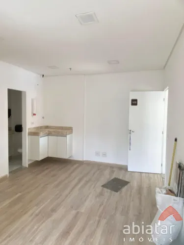 Sala para locação com 40m² Jardim Henriqueta Taboão da Serra/SP