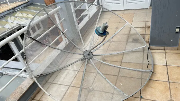 Antena parabólica
