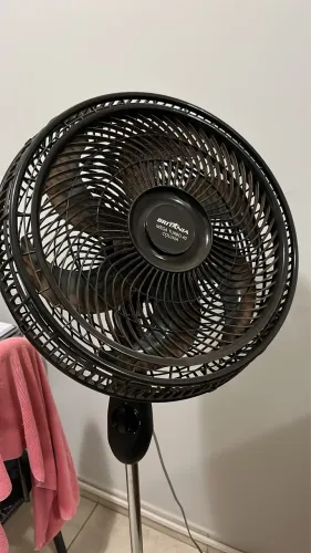 Ventilador de chão regulável BRITÂNIA 