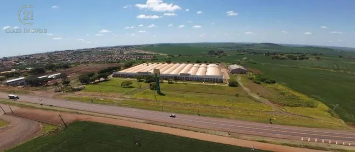 Barracão à venda e para alugar em Andirá, Centro, com 11000 m²