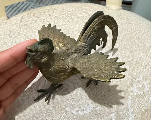 Galo de bronze