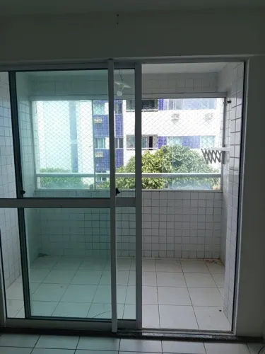 Vidro para varanda com esquadria 