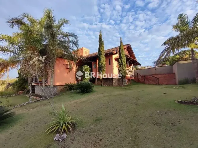 Chapada dos Guimarães | Sobrado 5 quartos, sendo 2 suites