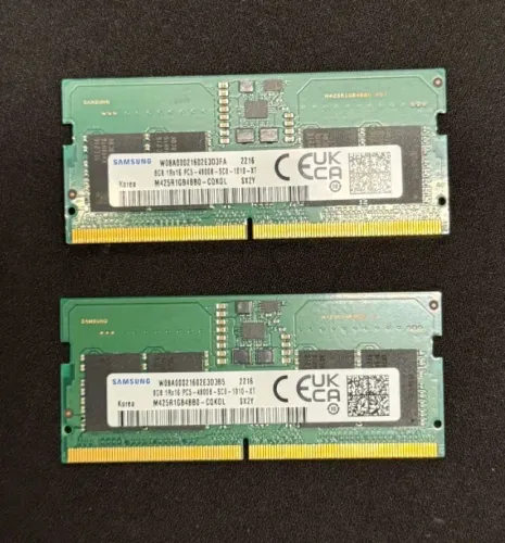 2 Memórias Para Notebook - 8GB DDR5 4800mhz - Samsung M425r1gb4bb0-cqk