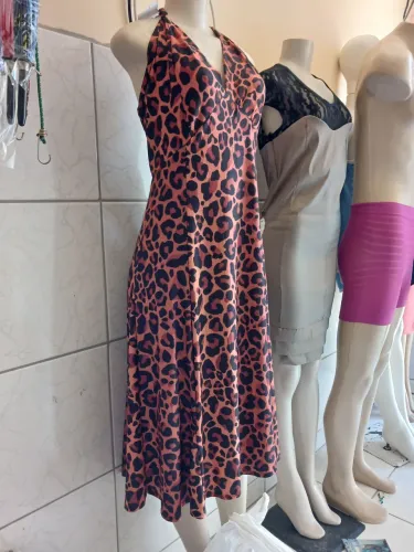 Vendo essi vestido
