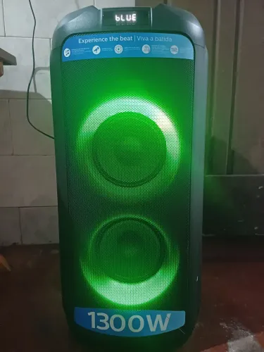 Vendo caixa amplificada amvox potente