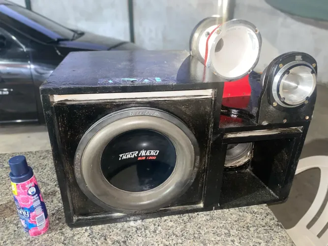 Vendo Som Automotivo